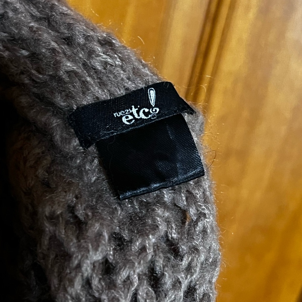 Infinity scarf - Picture 2 of 2